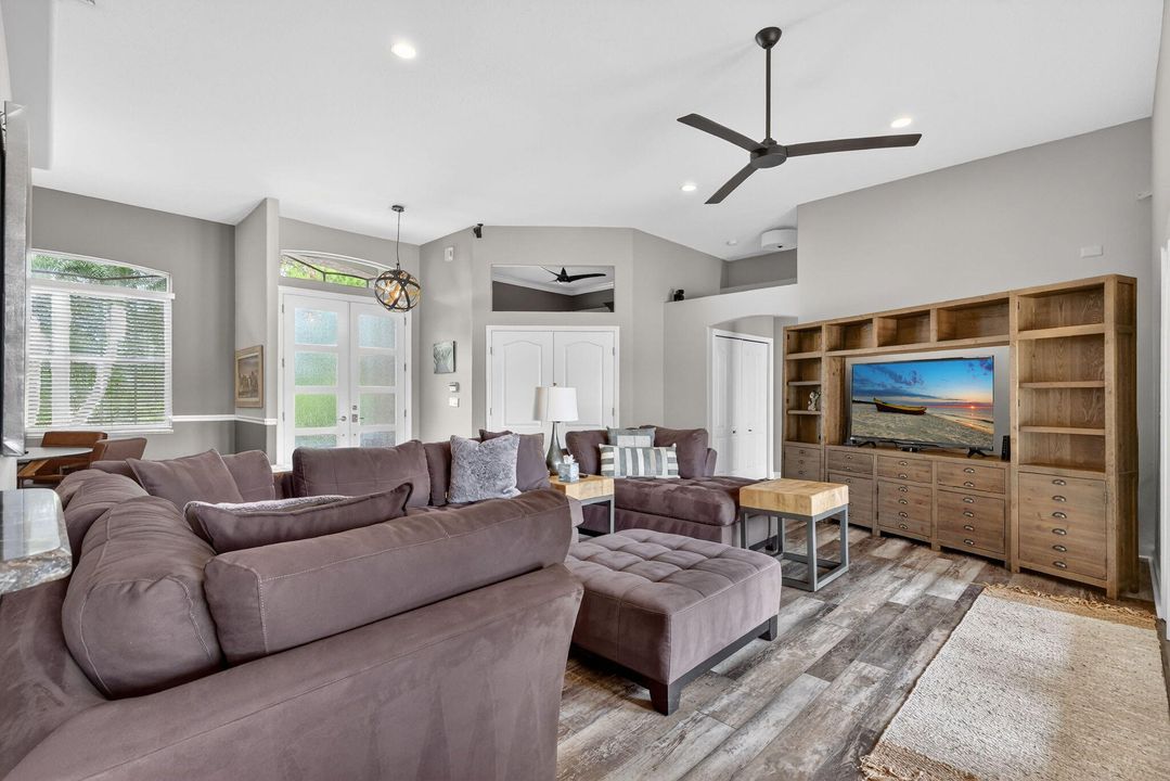 待售: $3,995,000 (3 贝兹, 2 浴室, 2288 平方英尺)