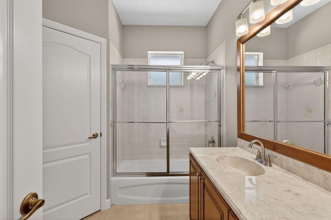 待售: $3,995,000 (3 贝兹, 2 浴室, 2288 平方英尺)