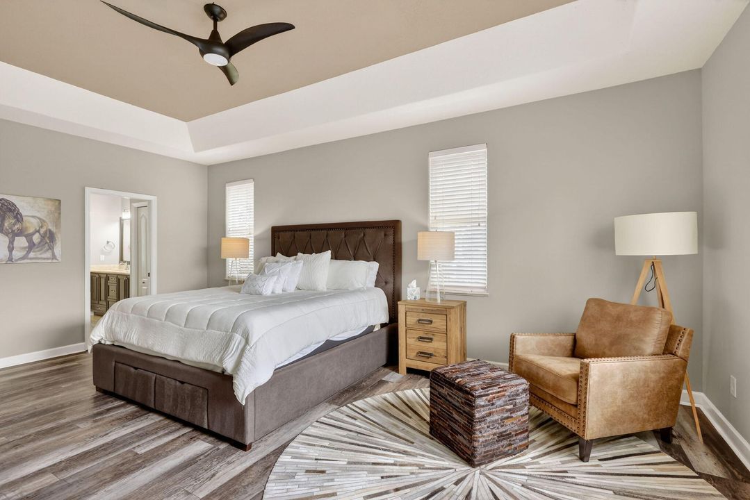 待售: $3,995,000 (3 贝兹, 2 浴室, 2288 平方英尺)