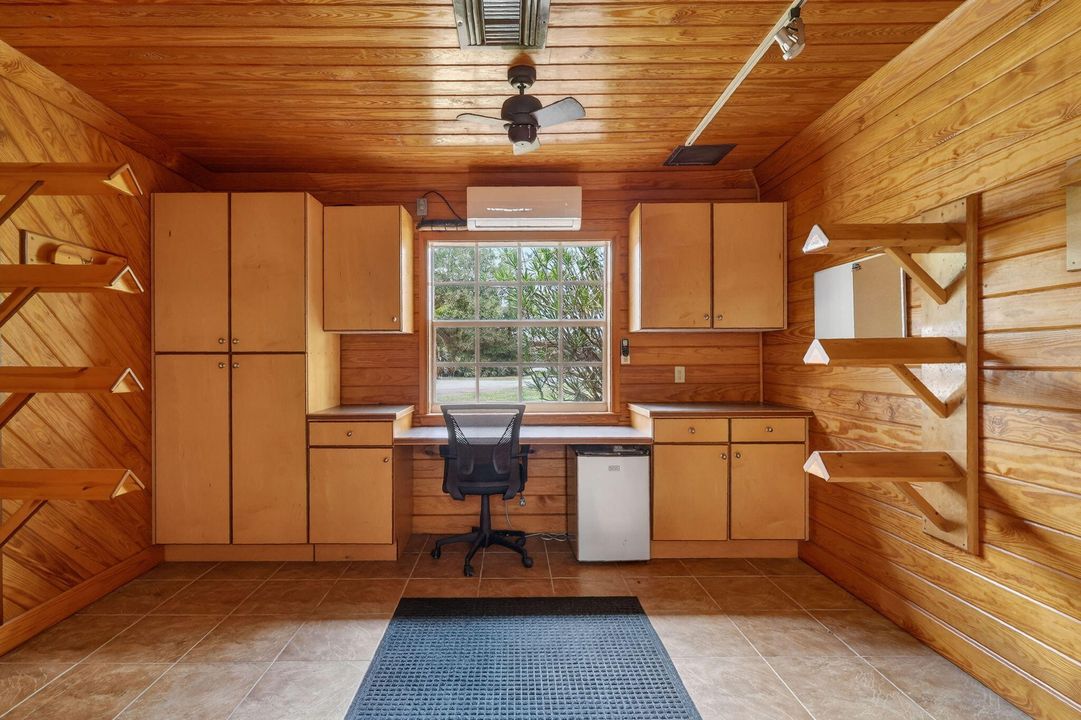 待售: $3,995,000 (3 贝兹, 2 浴室, 2288 平方英尺)