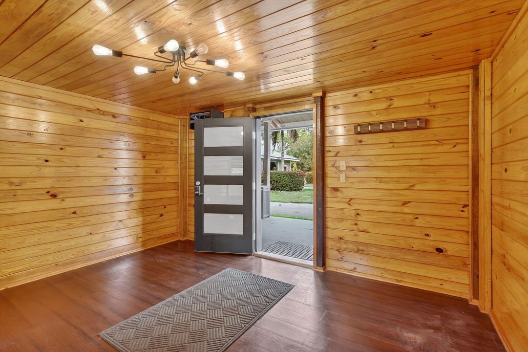 待售: $3,995,000 (3 贝兹, 2 浴室, 2288 平方英尺)