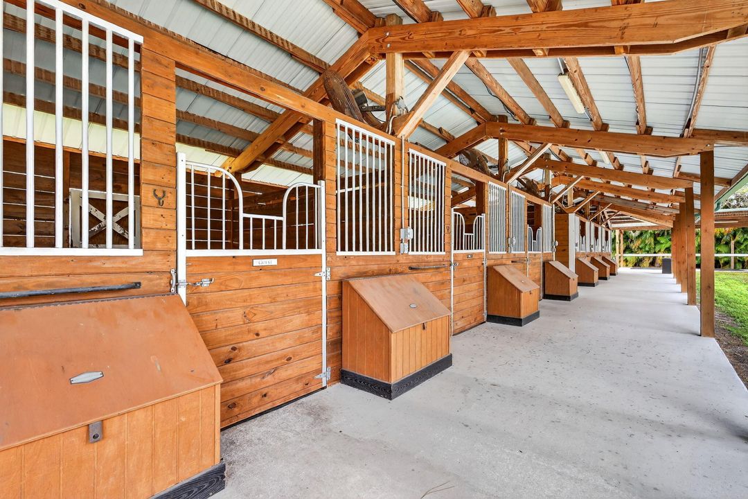 待售: $3,995,000 (3 贝兹, 2 浴室, 2288 平方英尺)