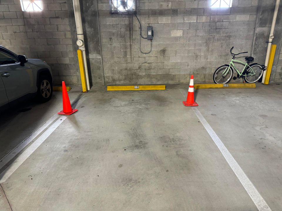 出租: $2,350 (1 贝兹, 1 浴室, 733 平方英尺)