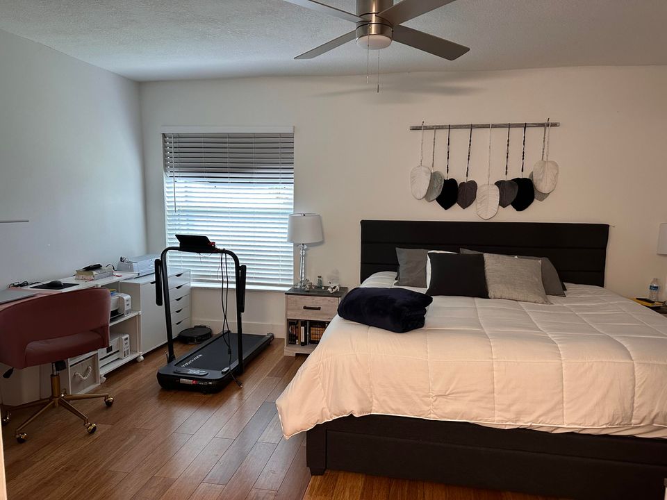 En Venta: $260,000 (2 camas, 2 baños, 1023 Pies cuadrados)