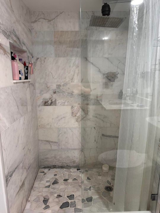 En Venta: $260,000 (2 camas, 2 baños, 1023 Pies cuadrados)