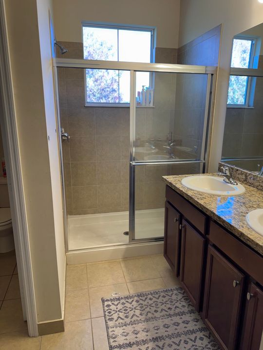 For Sale: $359,000 (3 beds, 2 baths, 1551 Square Feet)