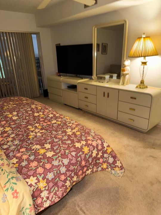 For Sale: $169,000 (2 beds, 2 baths, 1205 Square Feet)