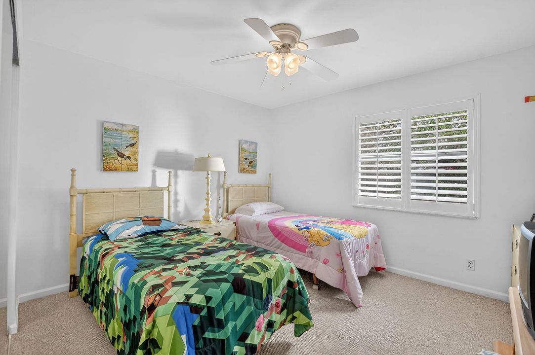 En Venta: $760,000 (3 camas, 2 baños, 2142 Pies cuadrados)