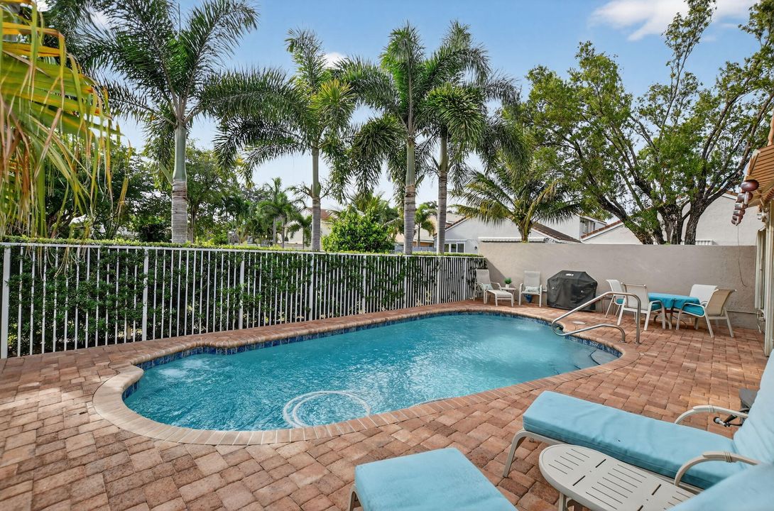 En Venta: $760,000 (3 camas, 2 baños, 2142 Pies cuadrados)