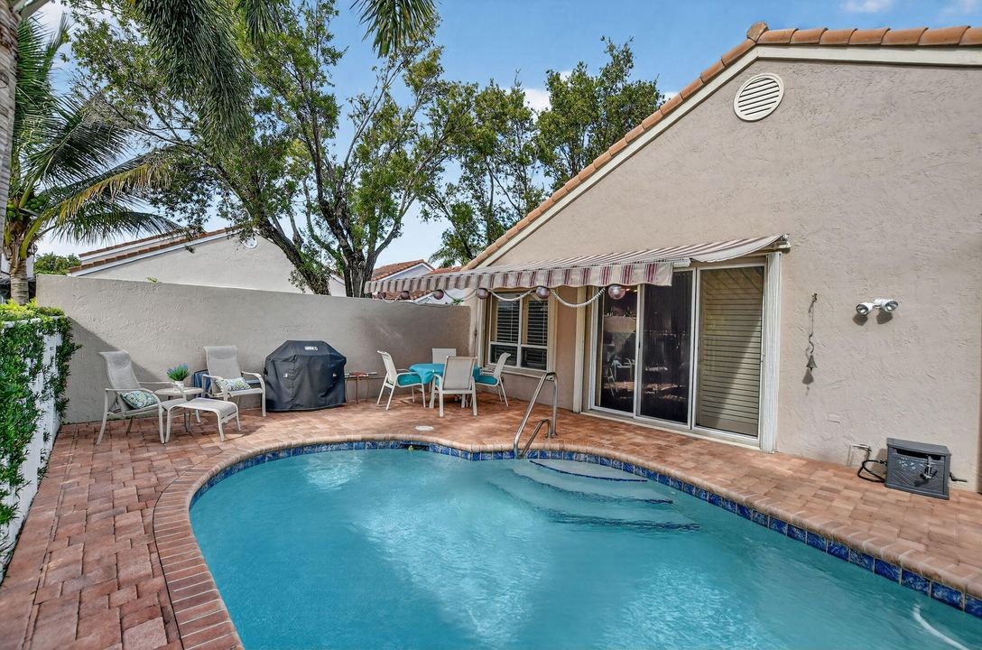 En Venta: $760,000 (3 camas, 2 baños, 2142 Pies cuadrados)