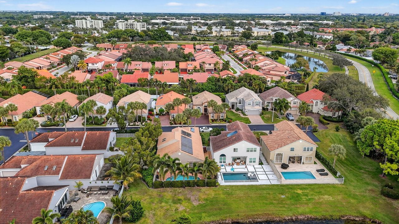 En Venta: $760,000 (3 camas, 2 baños, 2142 Pies cuadrados)