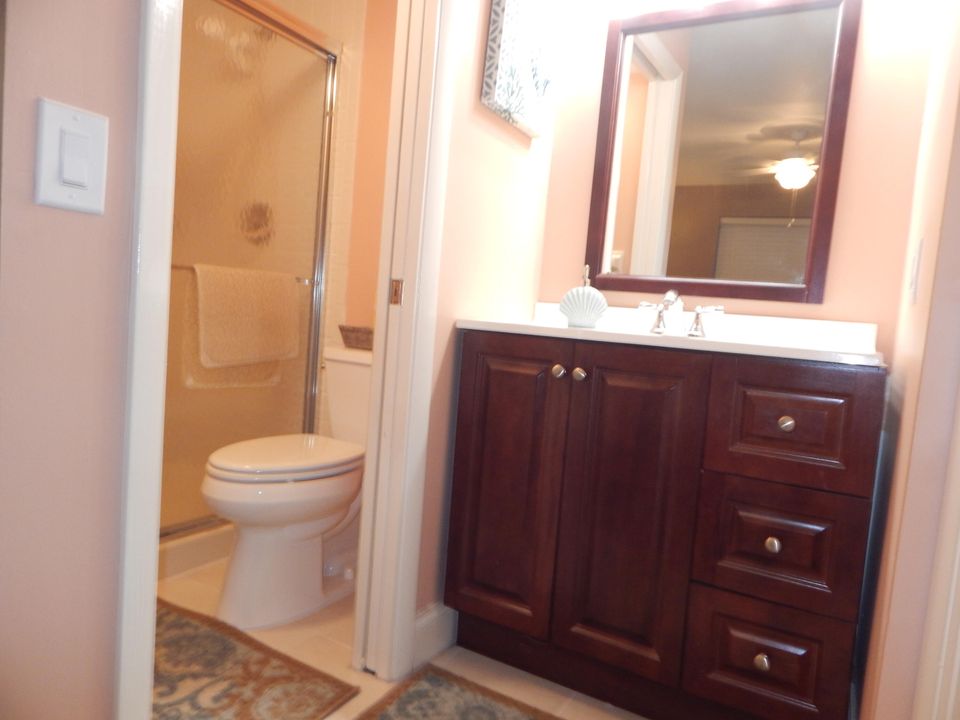 待售: $250,000 (2 贝兹, 2 浴室, 1150 平方英尺)