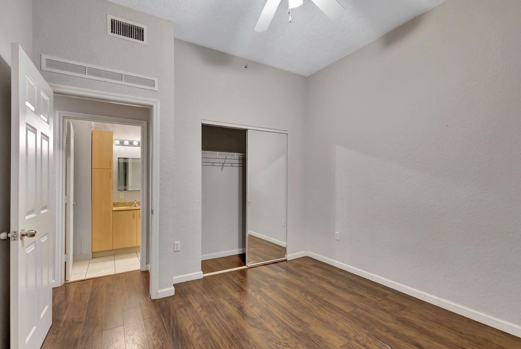 待售: $265,000 (3 贝兹, 2 浴室, 1552 平方英尺)