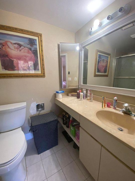 出租: $2,200 (2 贝兹, 2 浴室, 1218 平方英尺)