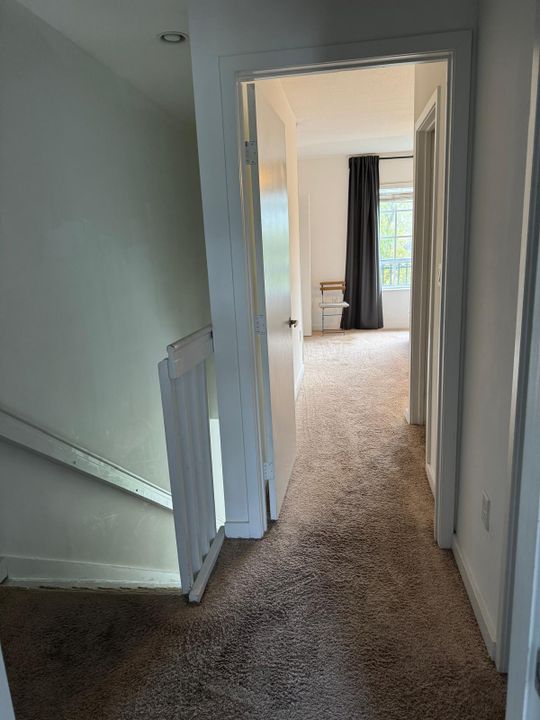 For Rent: $2,650 (2 beds, 2 baths, 1120 Square Feet)