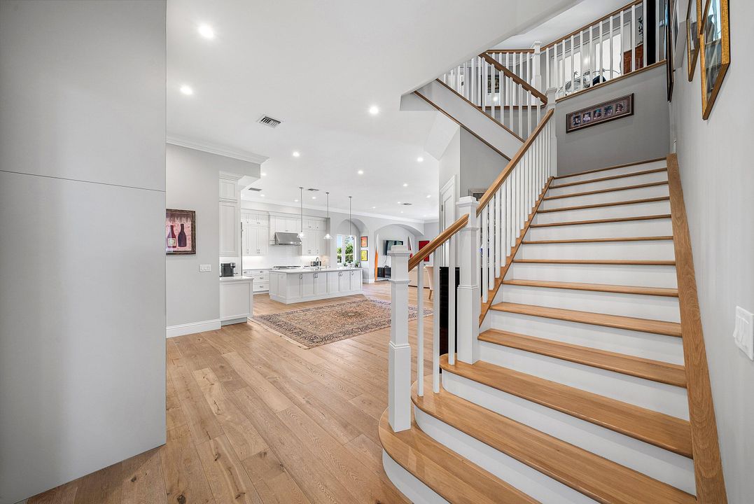 En Venta: $4,499,000 (6 camas, 6 baños, 5853 Pies cuadrados)