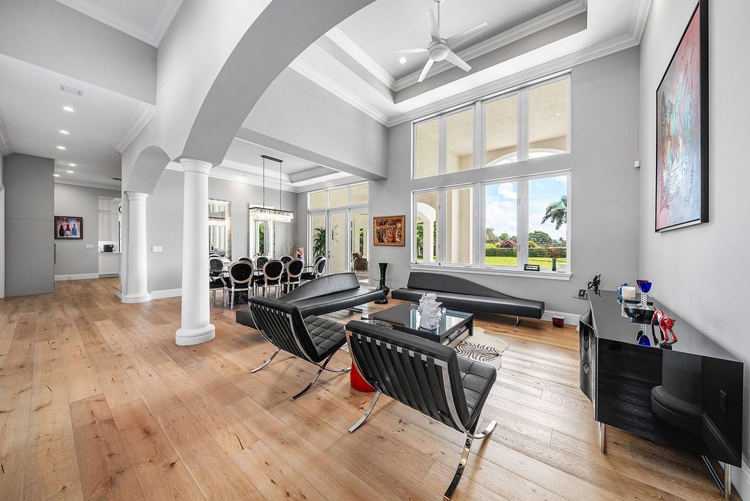 En Venta: $4,499,000 (6 camas, 6 baños, 5853 Pies cuadrados)