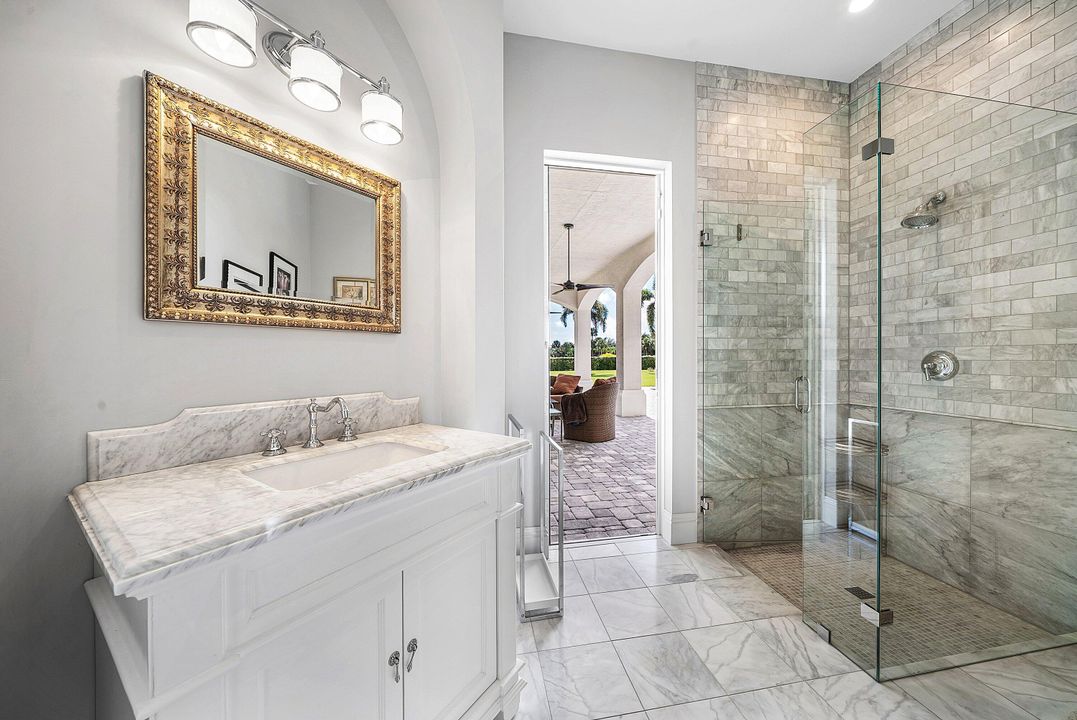 En Venta: $4,499,000 (6 camas, 6 baños, 5853 Pies cuadrados)