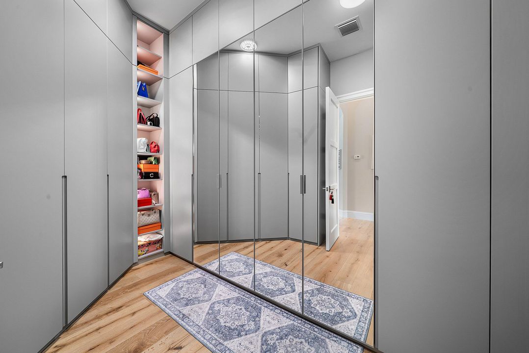 En Venta: $4,499,000 (6 camas, 6 baños, 5853 Pies cuadrados)