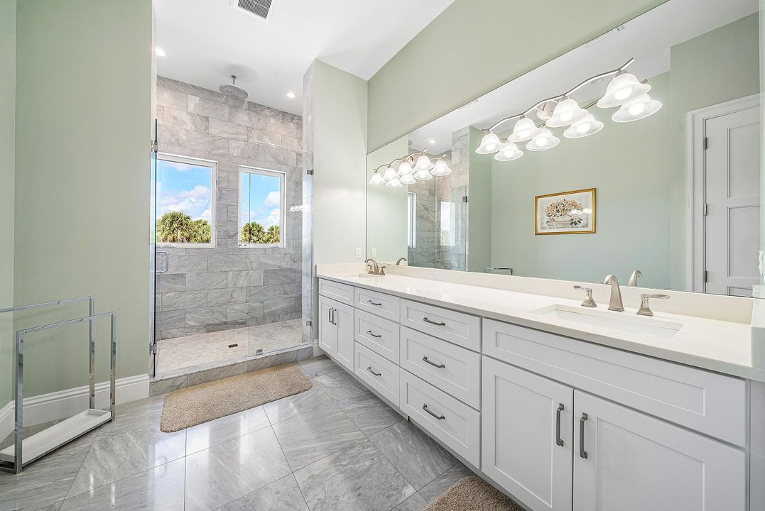 En Venta: $4,499,000 (6 camas, 6 baños, 5853 Pies cuadrados)