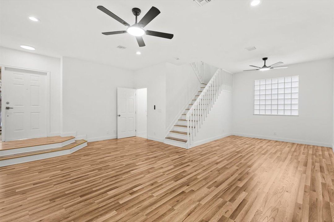 For Sale: $589,999 (4 beds, 2 baths, 2118 Square Feet)