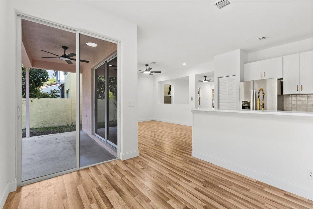 For Sale: $589,999 (4 beds, 2 baths, 2118 Square Feet)