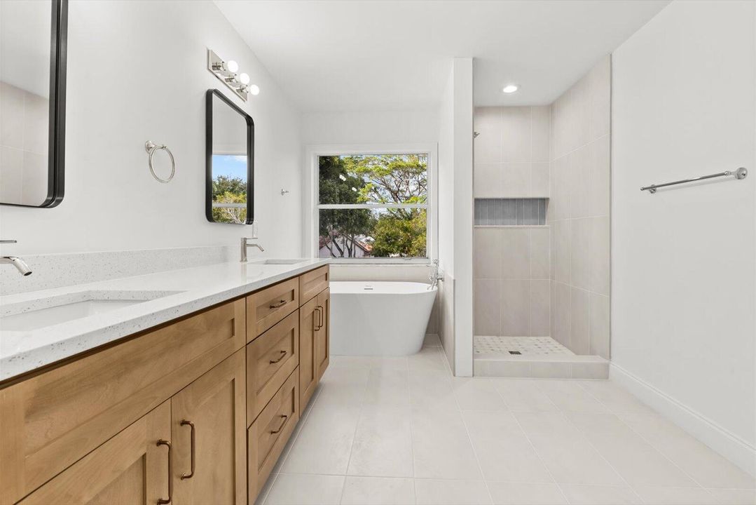 For Sale: $589,999 (4 beds, 2 baths, 2118 Square Feet)