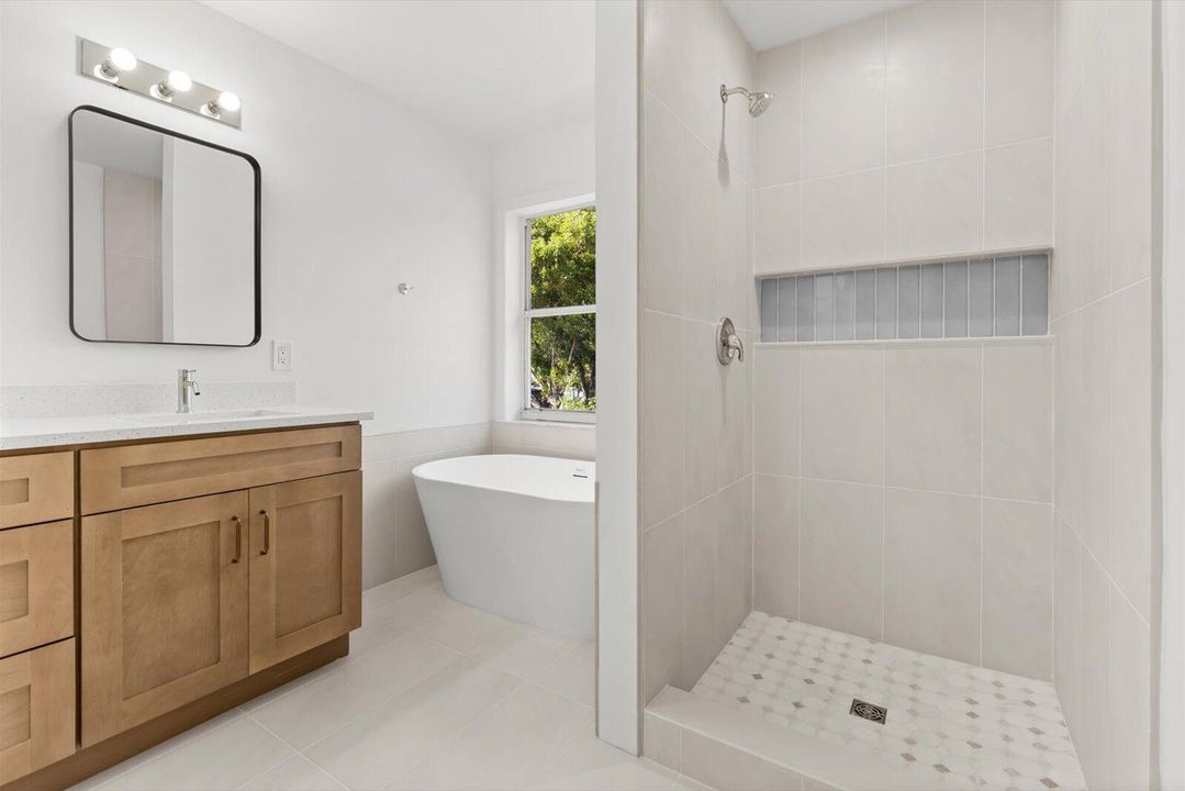 For Sale: $589,999 (4 beds, 2 baths, 2118 Square Feet)