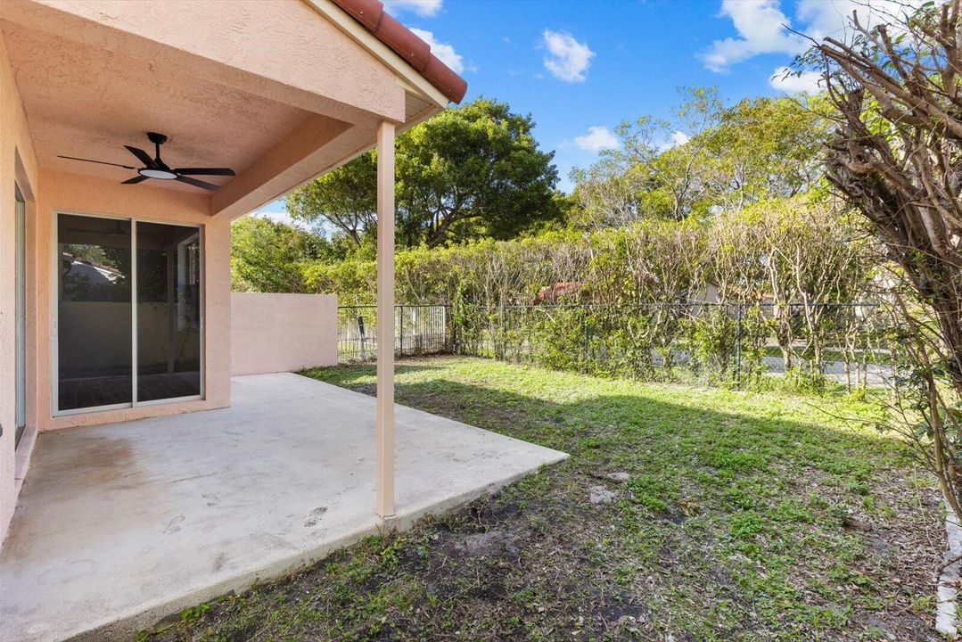 For Sale: $589,999 (4 beds, 2 baths, 2118 Square Feet)