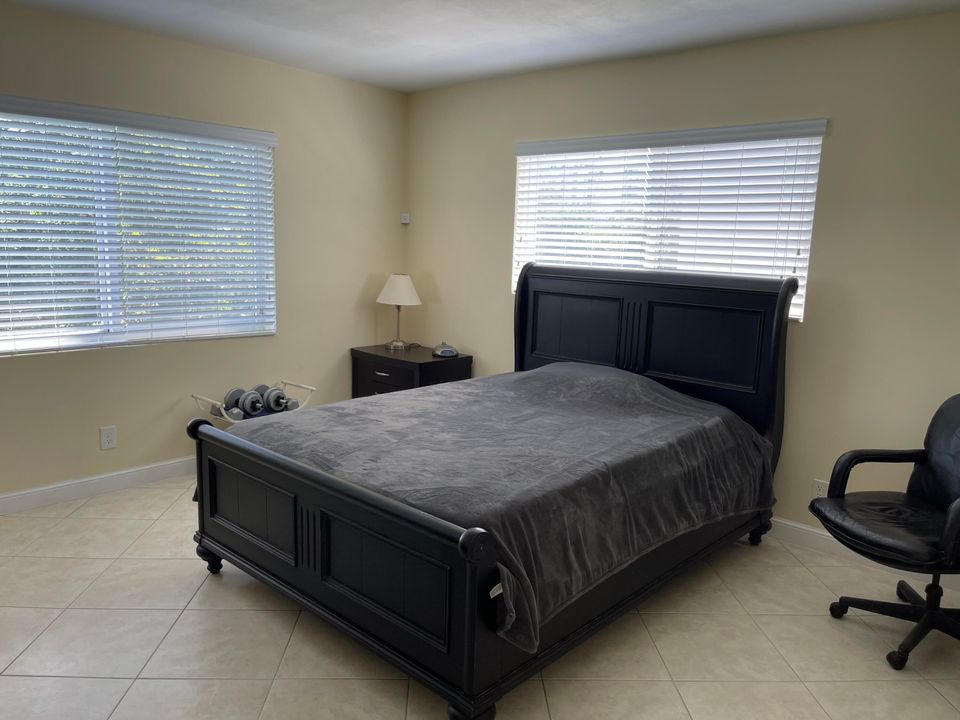 En Venta: $720,000 (2 camas, 2 baños, 1360 Pies cuadrados)