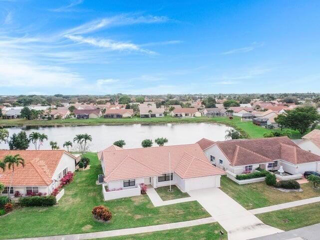For Sale: $690,000 (3 beds, 2 baths, 2302 Square Feet)