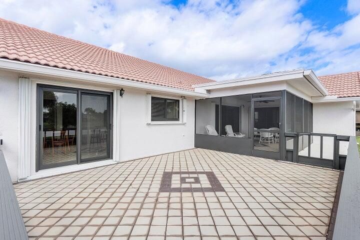 For Sale: $690,000 (3 beds, 2 baths, 2302 Square Feet)