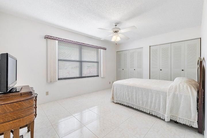 For Sale: $690,000 (3 beds, 2 baths, 2302 Square Feet)