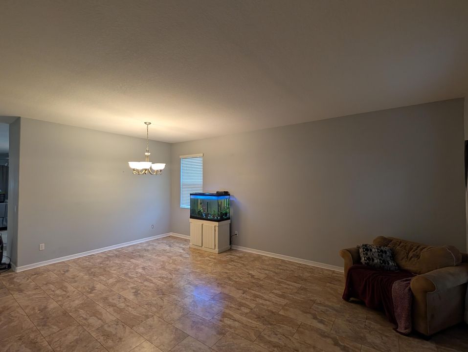 На продажу: $344,900 (3 спален, 2 ванн, 1631 Квадратных фут)