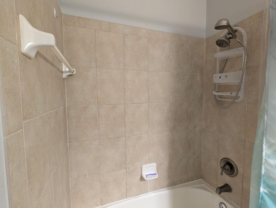 На продажу: $344,900 (3 спален, 2 ванн, 1631 Квадратных фут)