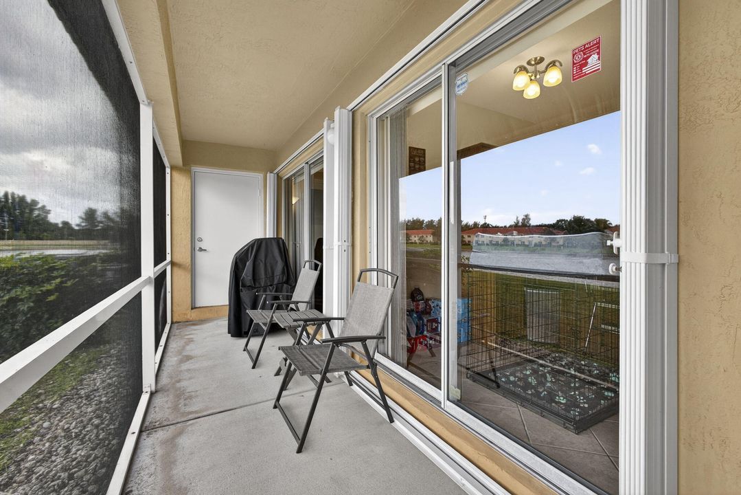 待售: $365,000 (2 贝兹, 2 浴室, 1322 平方英尺)