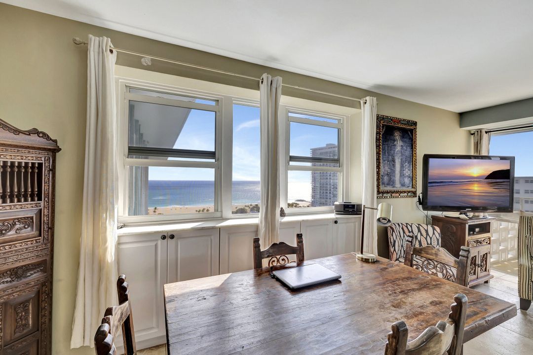 En Venta: $369,000 (2 camas, 2 baños, 1036 Pies cuadrados)