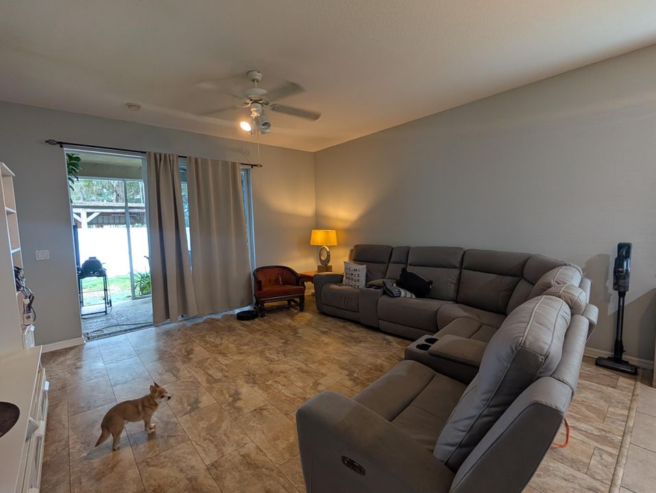 На продажу: $344,900 (3 спален, 2 ванн, 1631 Квадратных фут)