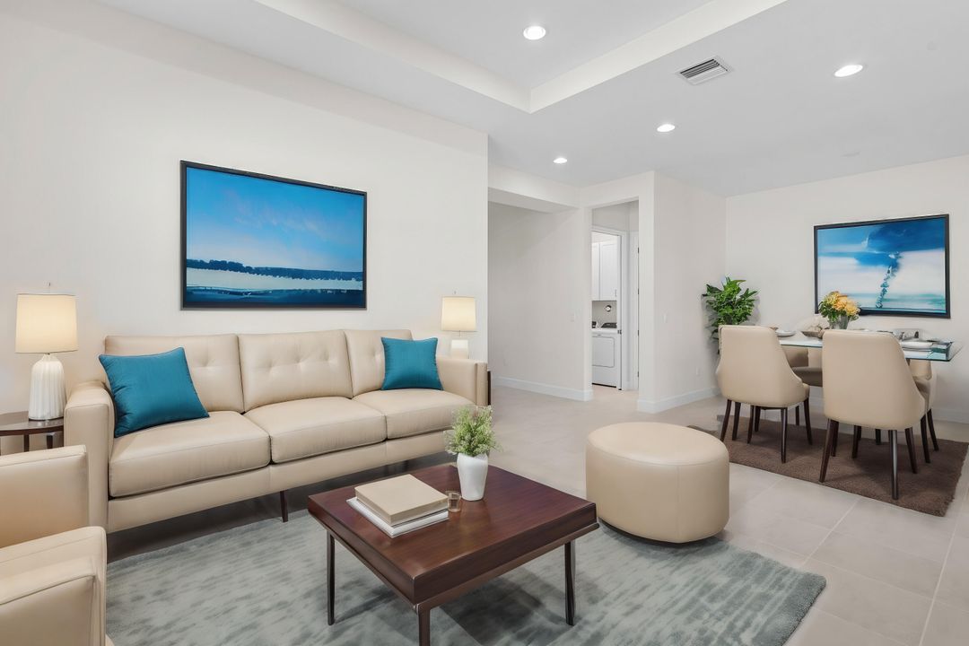 En Venta: $699,000 (2 camas, 2 baños, 2042 Pies cuadrados)