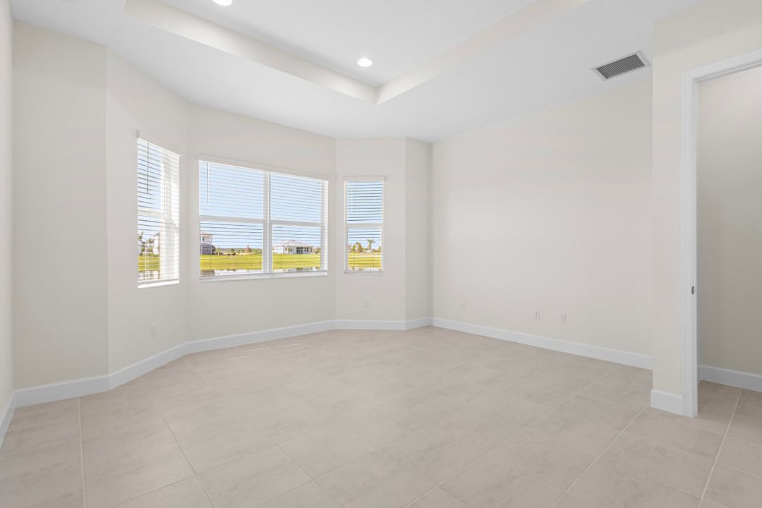 En Venta: $699,000 (2 camas, 2 baños, 2042 Pies cuadrados)