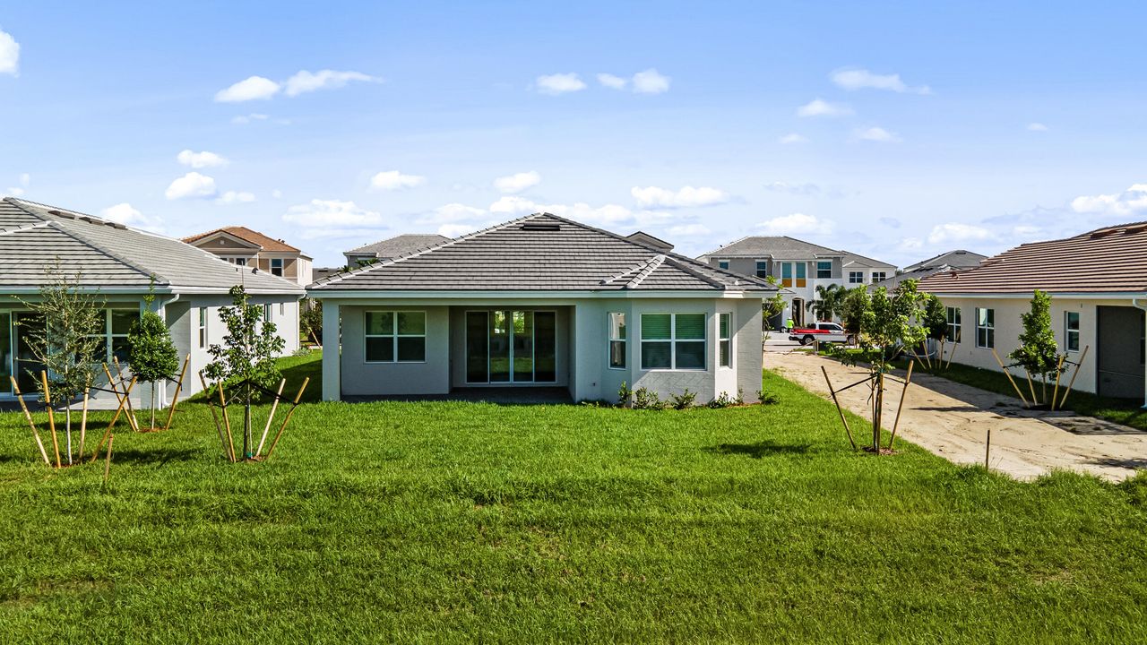 En Venta: $699,000 (2 camas, 2 baños, 2042 Pies cuadrados)