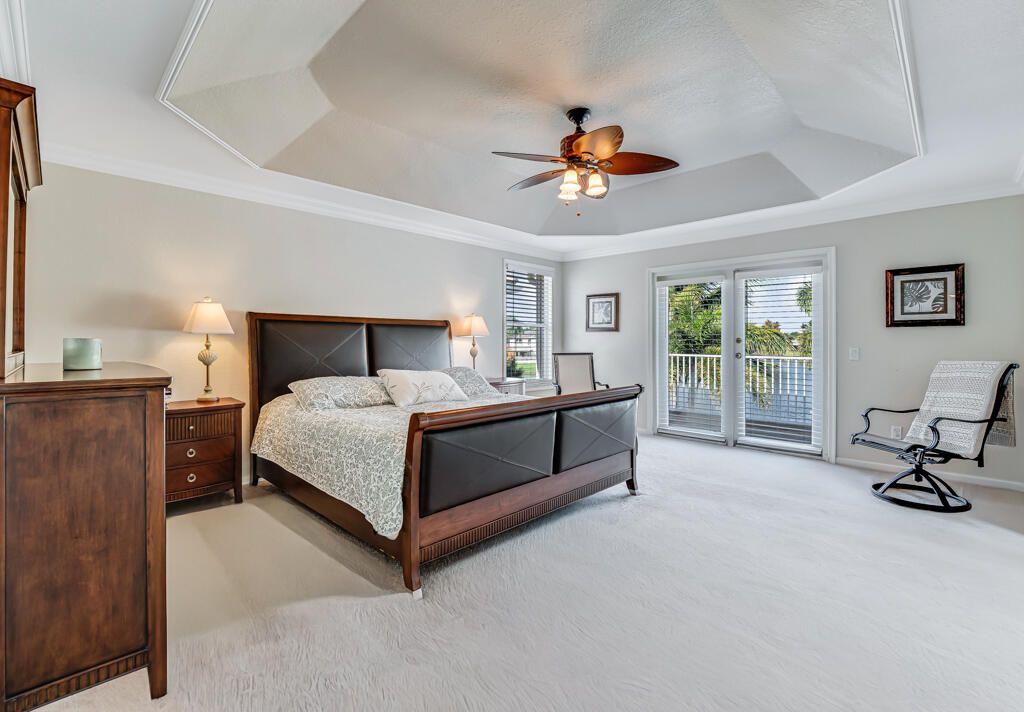 На продажу: $710,000 (6 спален, 4 ванн, 3338 Квадратных фут)