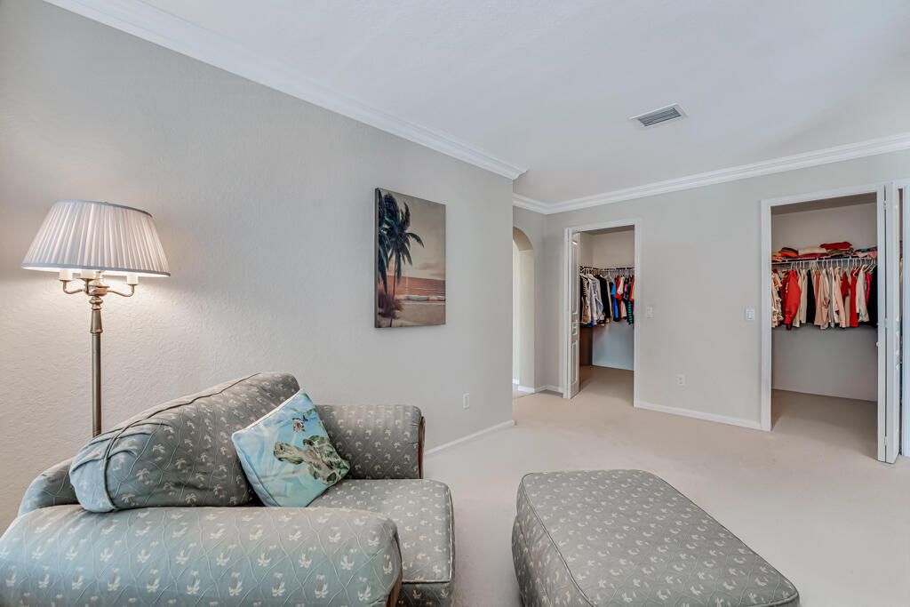 На продажу: $710,000 (6 спален, 4 ванн, 3338 Квадратных фут)