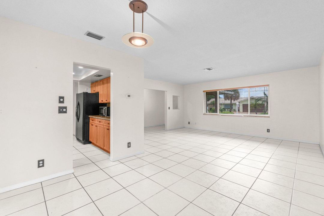 En Venta: $745,000 (2 camas, 2 baños, 1552 Pies cuadrados)