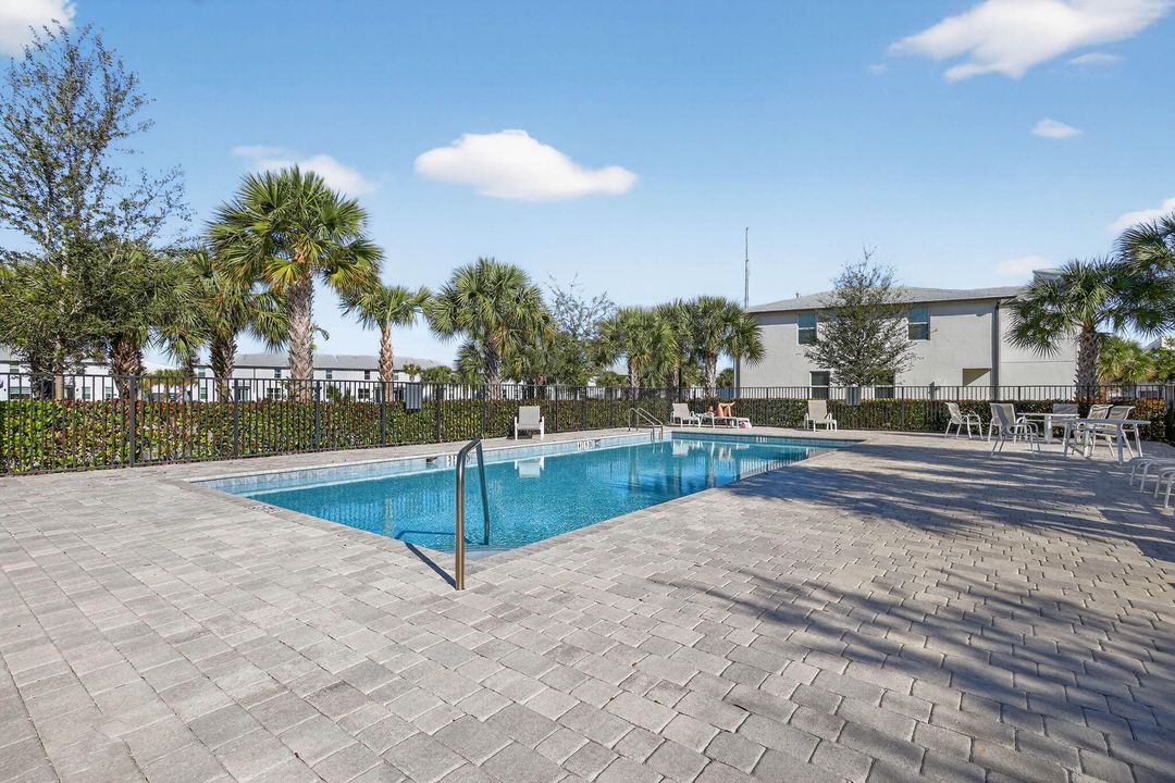 待售: $485,000 (3 贝兹, 2 浴室, 1758 平方英尺)