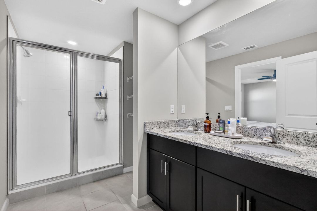 待售: $485,000 (3 贝兹, 2 浴室, 1758 平方英尺)