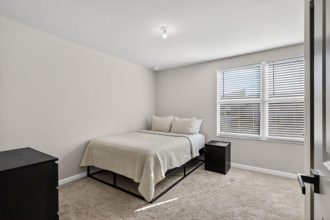 待售: $485,000 (3 贝兹, 2 浴室, 1758 平方英尺)