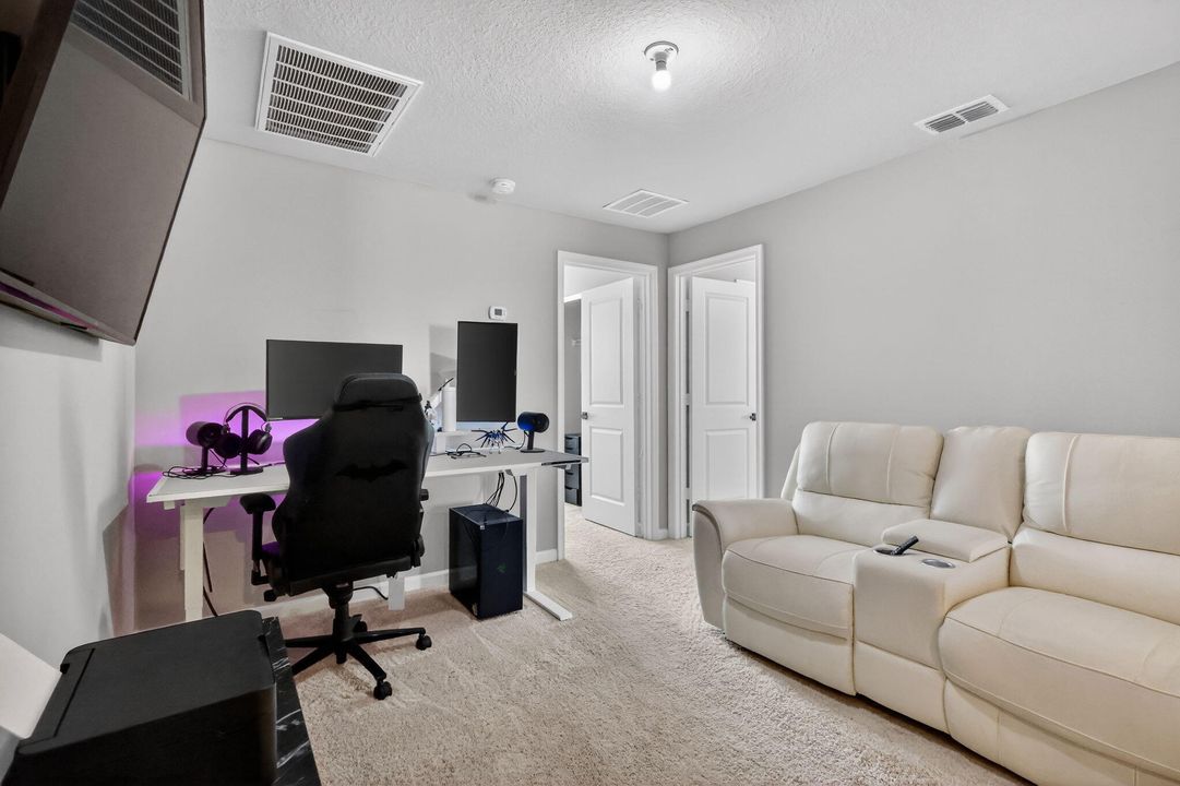 待售: $485,000 (3 贝兹, 2 浴室, 1758 平方英尺)