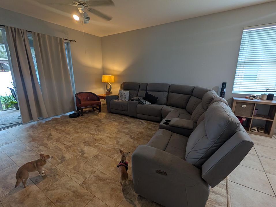 На продажу: $344,900 (3 спален, 2 ванн, 1631 Квадратных фут)