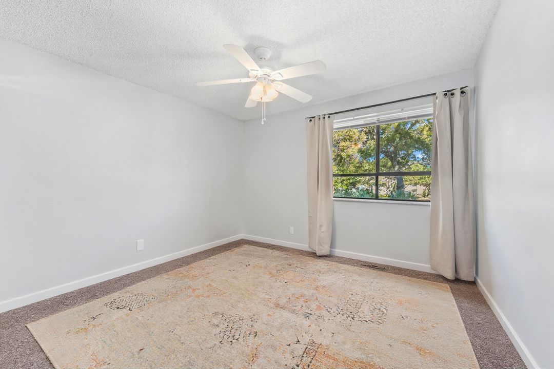 En Venta: $295,000 (2 camas, 2 baños, 1054 Pies cuadrados)